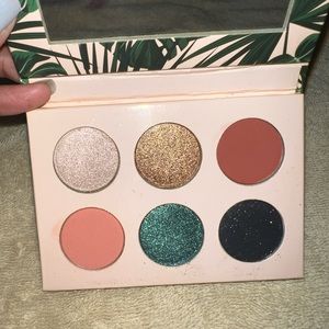 Dose of colors Palette